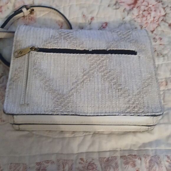 Patricia Nash  - Picture 3 of 11